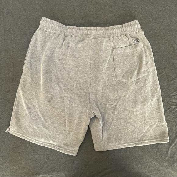 Salty Crew Mens Heather Gray Fleece Sweat Shorts Find Refuge In The Sea Medium - Picture 4 of 10